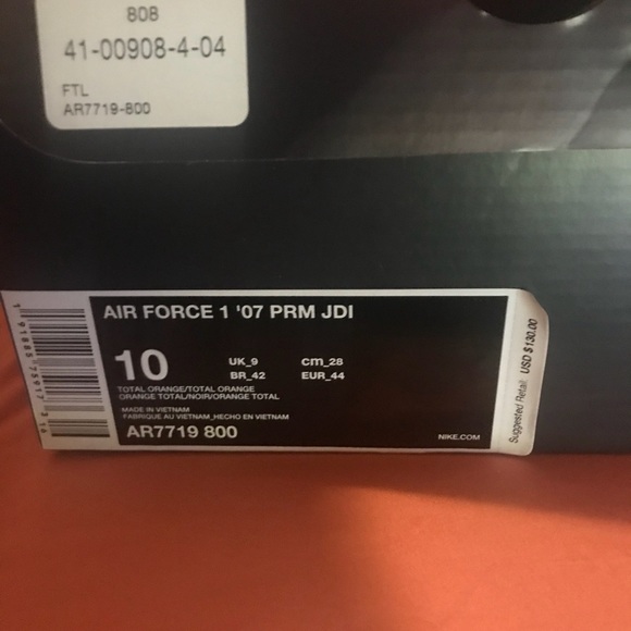 Air Force 1’s size 10 starting at 250 maybe 225 - Picture 2 of 2